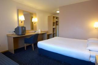Travelodge Leeds Bradford Airport Exterior photo